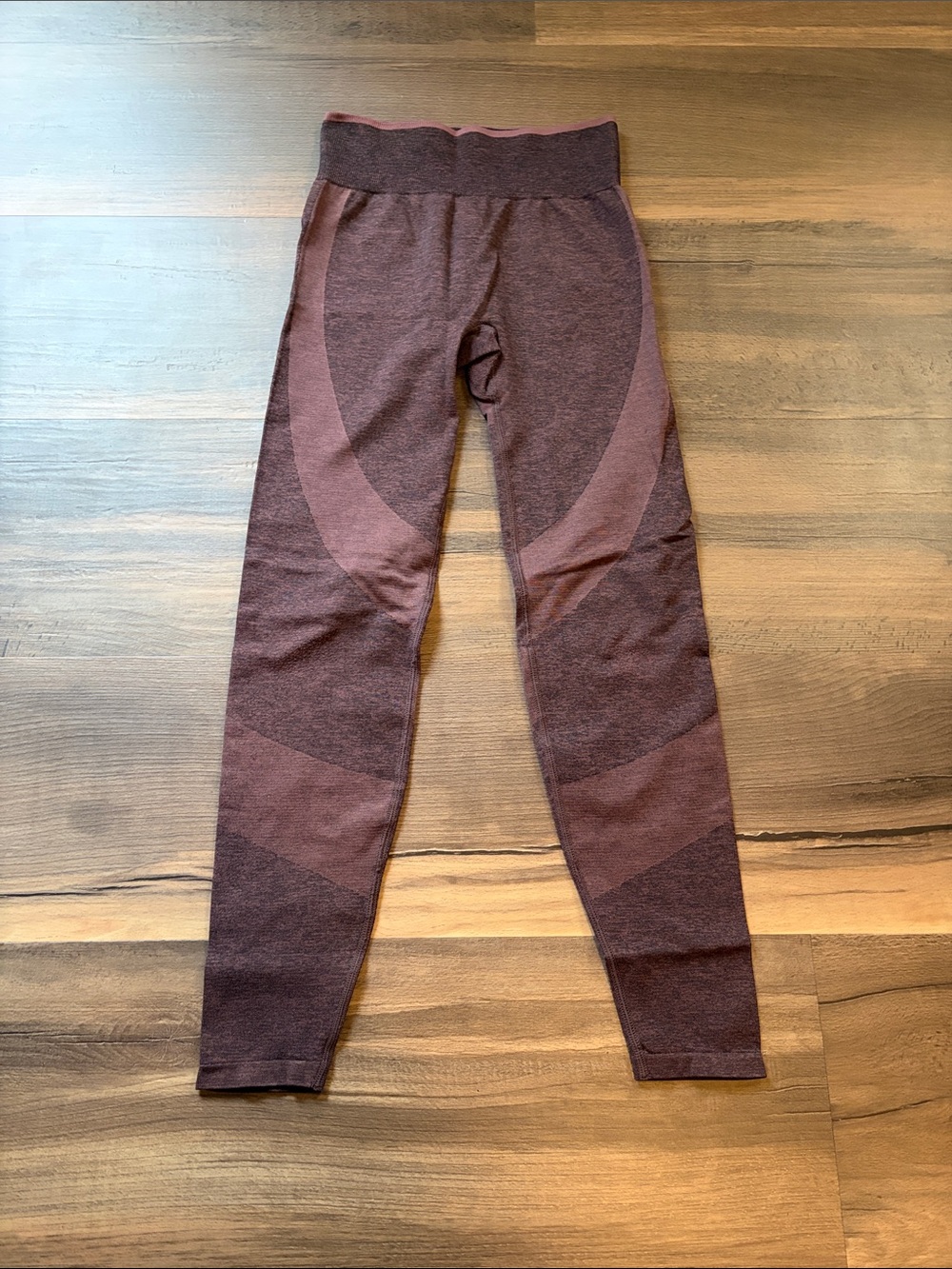 PINK Victoria's Secret Seamless Maroon Tone-Block Leggings Womens Size Small